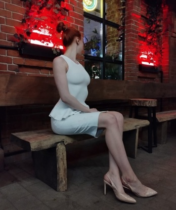 Наденька, 21